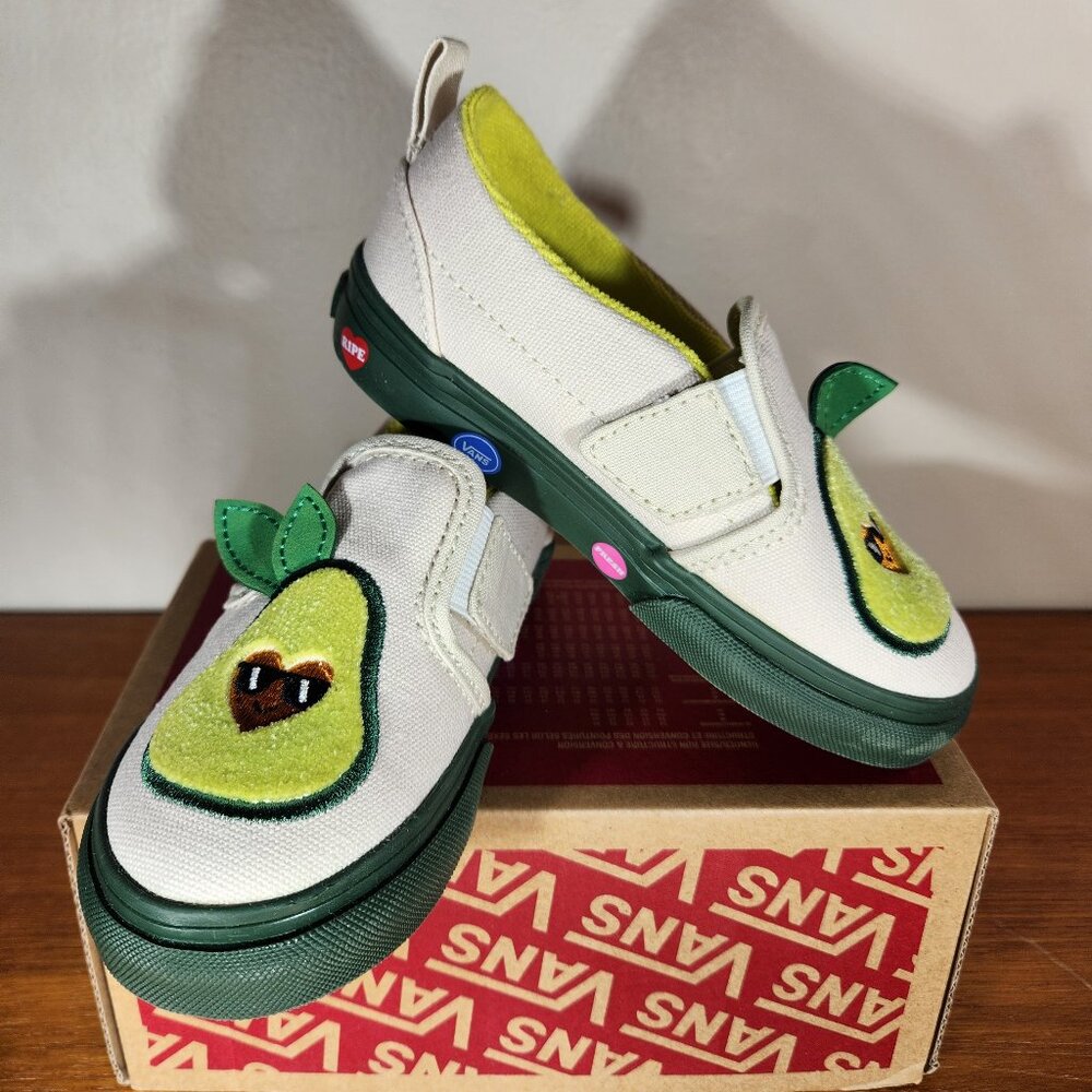 NWOT VANS Classic Slip-on V Cado Canvas White/Green Toddler (9.5)